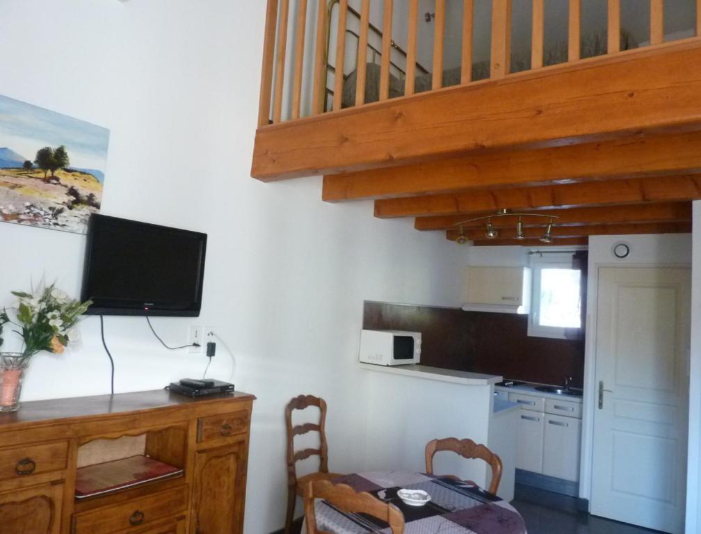 Appart'Hotel Les Rochers Auriol Habitación foto