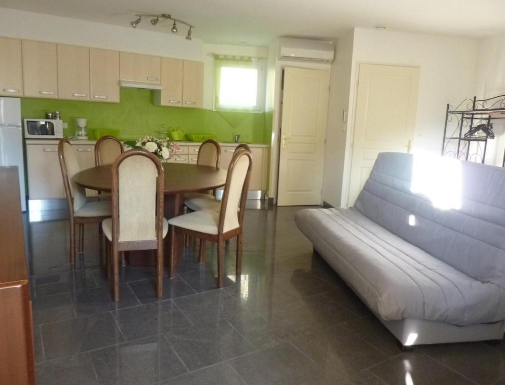 Appart'Hotel Les Rochers Auriol Habitación foto